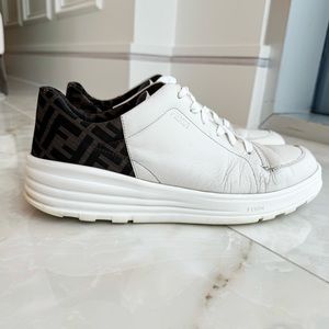 FENDI ⭐️ AS-IS FF Logo Monogram Low Top Men’s Leather Sneakers Size 9